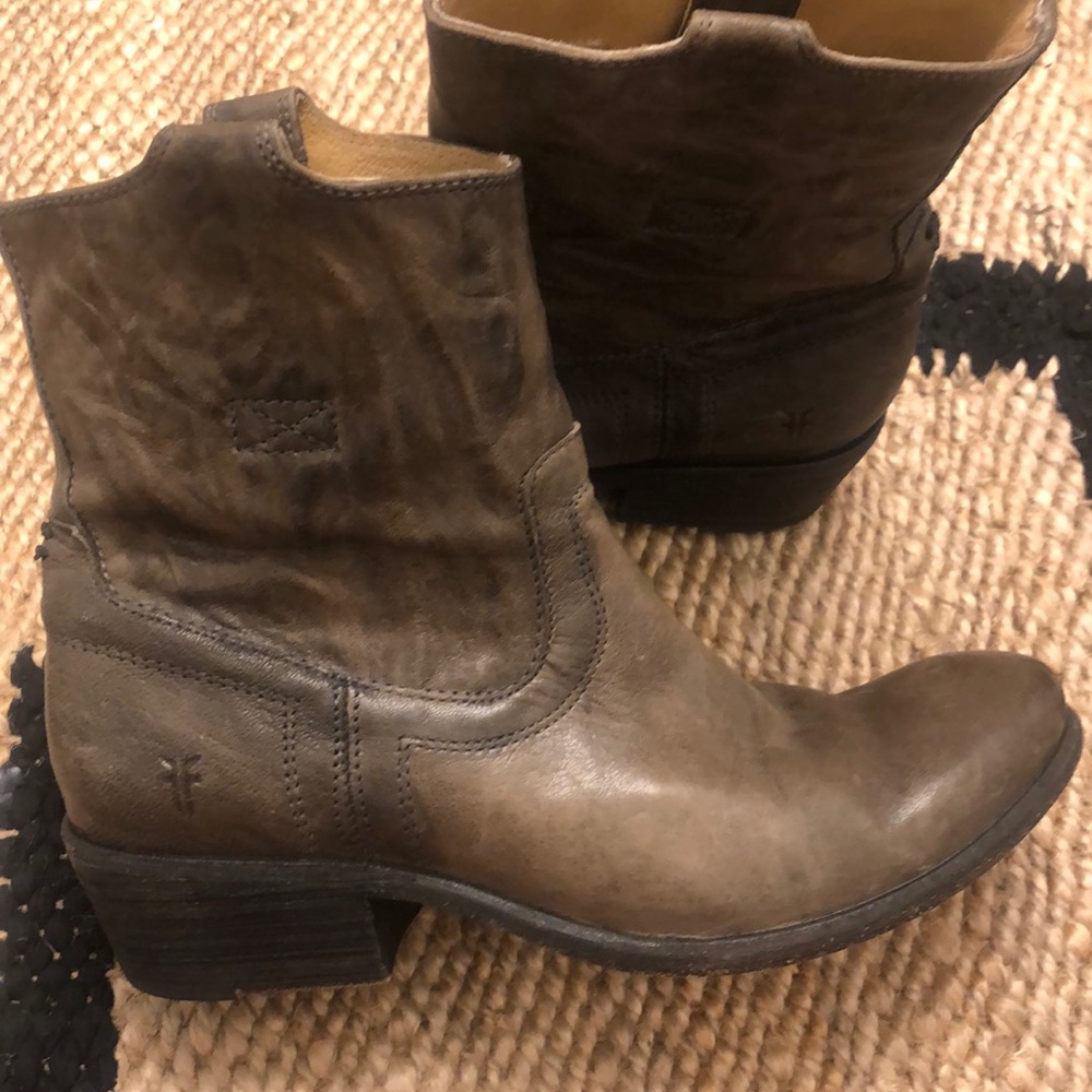 Authentic Frye boots